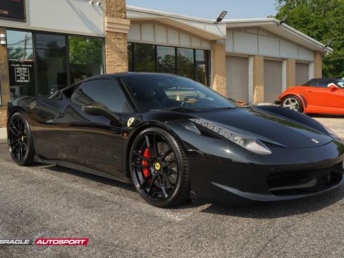 Used 2011 Ferrari 458 Italia Coupe RWD image 9