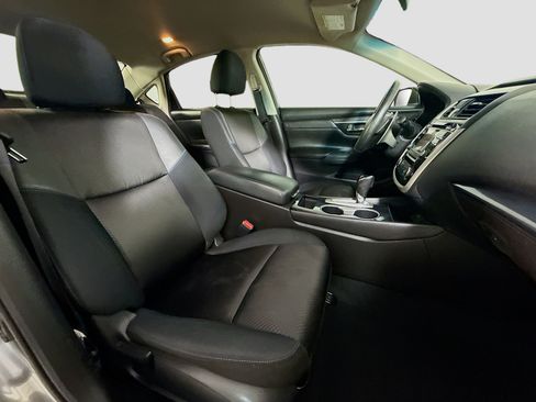 Used 2018 Nissan Altima 2.5 SR image 29
