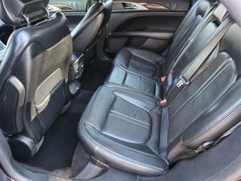 Used 2017 Lincoln MKZ Reserve image 15