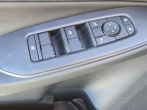 Used 2026 Nissan Sentra SV w/ Floor Mat Package image 19