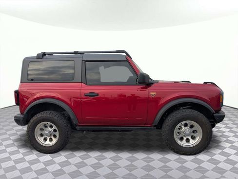 Used 2025 Ford Bronco Badlands image 2