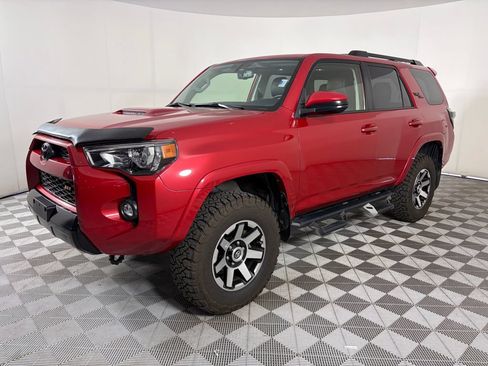 Used 2017 Toyota 4Runner TRD Off-Road Premium AWD/4WD image 3