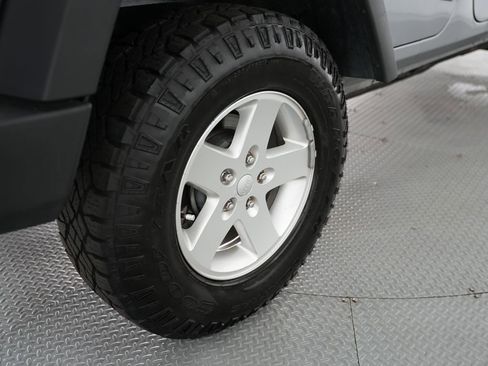 Used 2016 Jeep Wrangler Unlimited Sport w/ Quick Order Package 24S AWD/4WD image 49