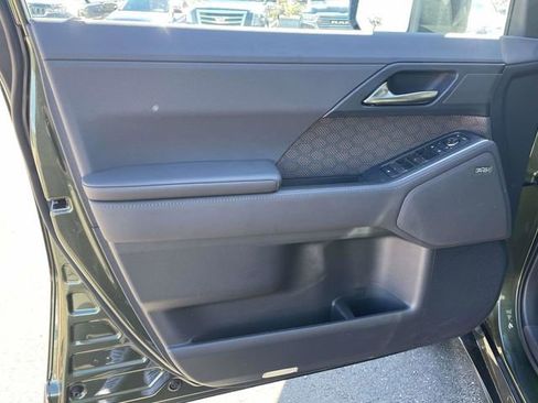 Used 2024 Lexus GX 550 550 Luxury+ w/ Accessory Package (2T) image 11