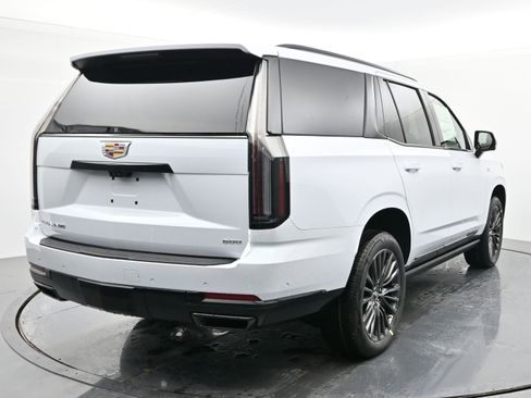 New 2026 Cadillac Escalade Platinum Sport w/ LPO, Floor Liner Package image 5