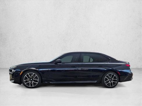 New 2026 BMW 760i xDrive image 5