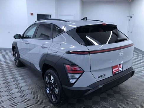 Used 2025 Hyundai Kona SEL image 13
