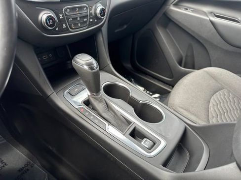 Used 2021 Chevrolet Equinox LT AWD/4WD image 21