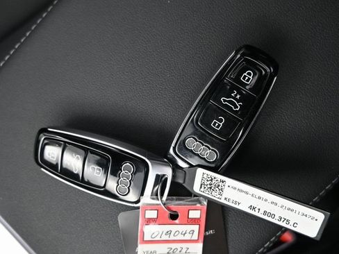 Used 2022 Audi A6 Premium Plus w/ Premium Plus Package image 11