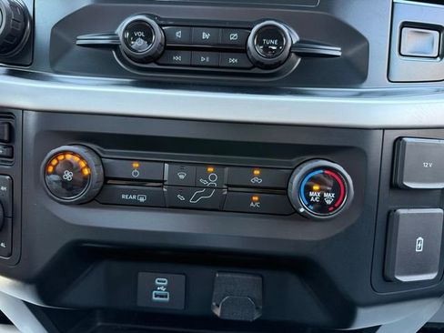 Used 2022 Ford F150 XLT w/ XTR Package image 24