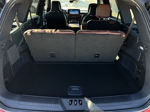 New 2025 Lincoln Aviator Reserve w/ Luxury Package image 31