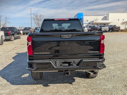 New 2026 Chevrolet Silverado 2500 Custom w/ Custom Value Package AWD/4WD image 7