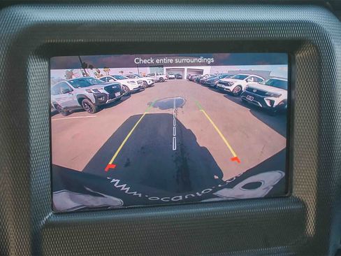 Used 2020 Jeep Wrangler Unlimited Sahara image 22