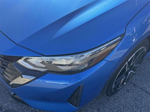 Used 2024 Nissan Sentra SR w/ SR Premium Package image 9