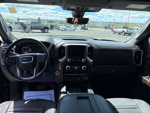 Used 2019 GMC Sierra 1500 Denali w/ Denali Ultimate Package AWD/4WD image 13