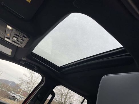 Used 2025 Toyota 4Runner 4WD image 22