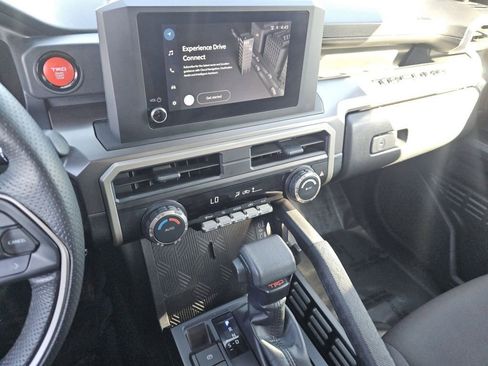 Used 2024 Toyota Tacoma TRD Sport AWD/4WD image 32