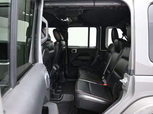 Used 2021 Jeep Wrangler Unlimited Rubicon w/ Dual Top Group image 10