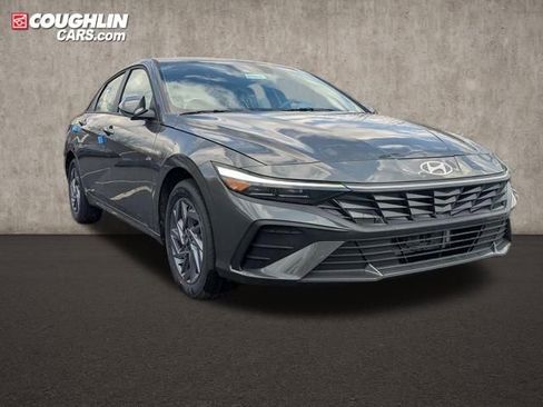 New 2026 Hyundai Elantra Blue image 1