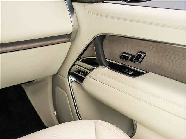 Used 2023 Land Rover Range Rover SE AWD/4WD image 29