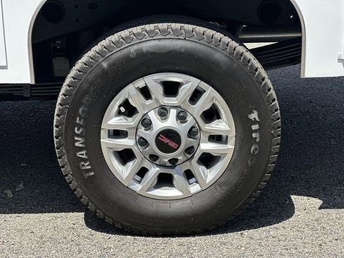 New 2026 GMC Sierra 2500 Pro RWD image 29