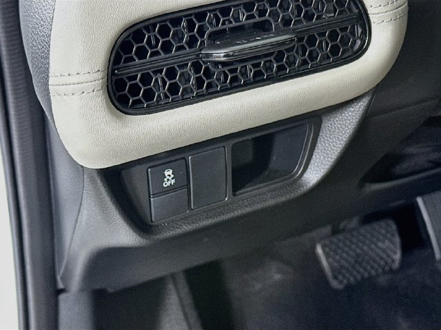 Certified 2024 Honda HR-V LX image 20