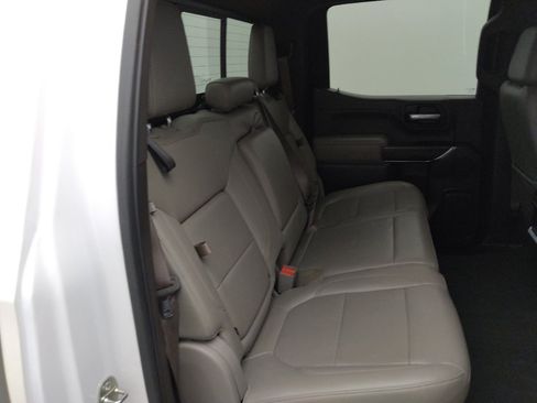 Used 2019 GMC Sierra 1500 SLT AWD/4WD image 19