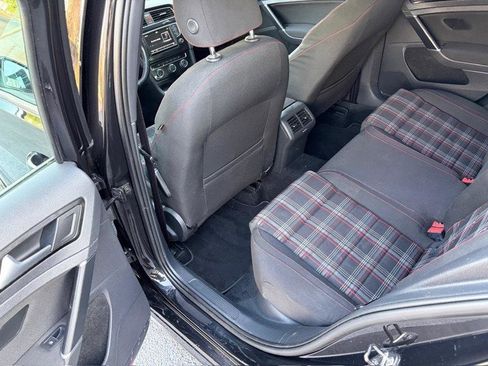 Used 2017 Volkswagen GTI S image 28