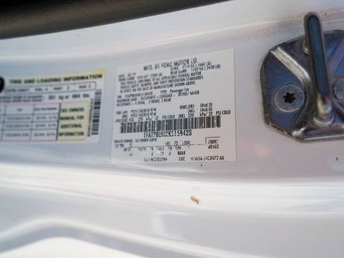 Used 2019 Ford Mustang Premium image 36