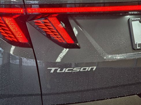 New 2026 Hyundai Tucson Limited image 13