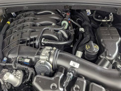 New 2025 Jeep Grand Cherokee Altitude image 13