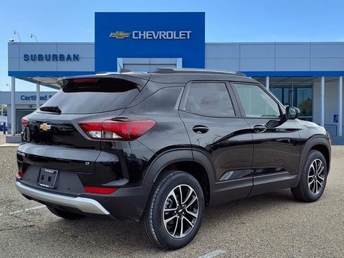 New 2026 Chevrolet TrailBlazer LT w/ Convenience Package FWD image 4