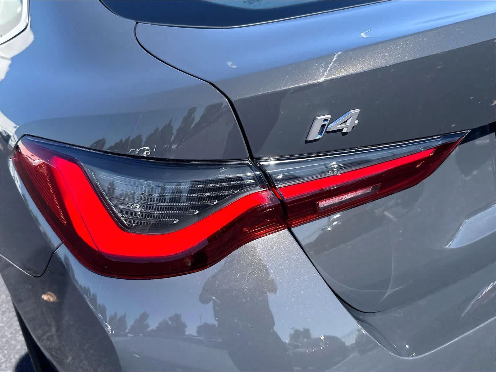 Used 2023 BMW i4 eDrive40 RWD image 25