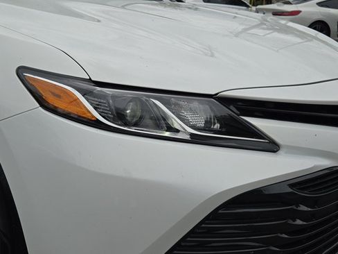 Used 2020 Toyota Camry LE w/ Sunroof Package FWD image 6