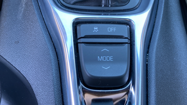Used 2018 Chevrolet Camaro SS RWD image 18