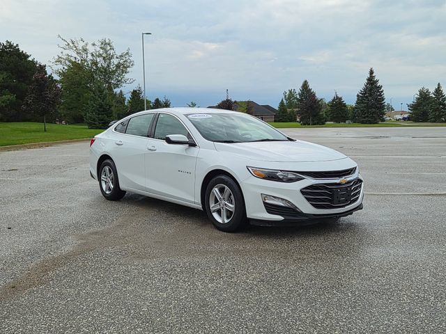 Used 2024 Chevrolet Malibu LT FWD image 3