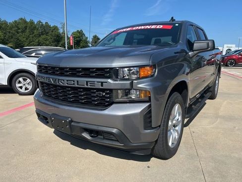 Used 2021 Chevrolet Silverado 1500 Custom w/ LPO, Dark Essentials Package RWD image 3