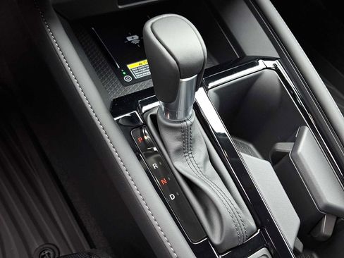 New 2025 Honda Accord Touring image 7