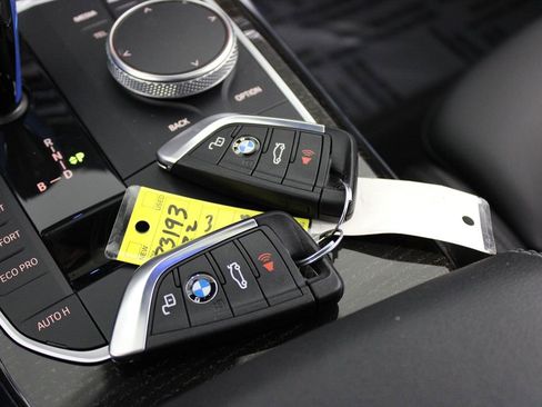 Used 2022 BMW i4 eDrive40 w/ Premium Package image 24