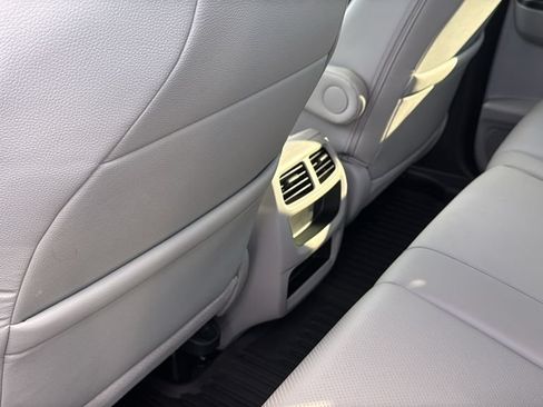 Certified 2023 Honda Ridgeline RTL image 32