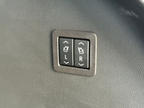 Certified 2023 Buick Enclave Avenir w/ Trailering Package, 5000 lbs. image 14