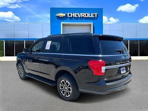 Used 2024 Ford Expedition XLT AWD/4WD image 5