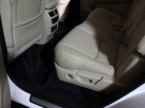 Certified 2018 Acura MDX SH-AWD w/ Technology Package image 28