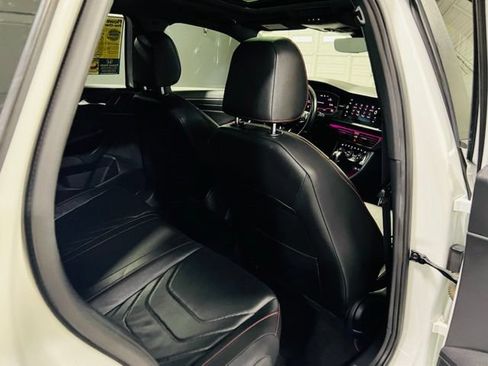 Used 2021 Volkswagen Jetta GLI Autobahn FWD image 32