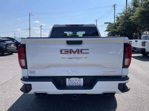 Used 2023 GMC Sierra 1500 Elevation w/ X31 Off-Road Package AWD/4WD image 4