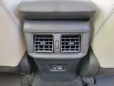 Used 2022 Toyota RAV4 XLE Premium FWD image 14
