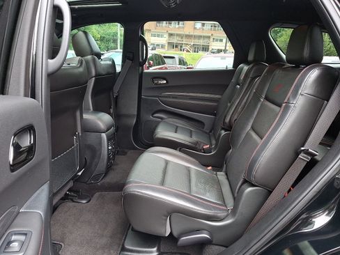 Certified 2022 Dodge Durango R/T w/ Blacktop Package AWD/4WD image 10