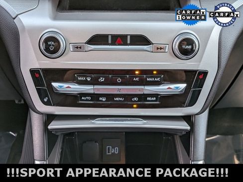 Used 2022 Ford Explorer XLT w/ Equipment Group 202A image 30