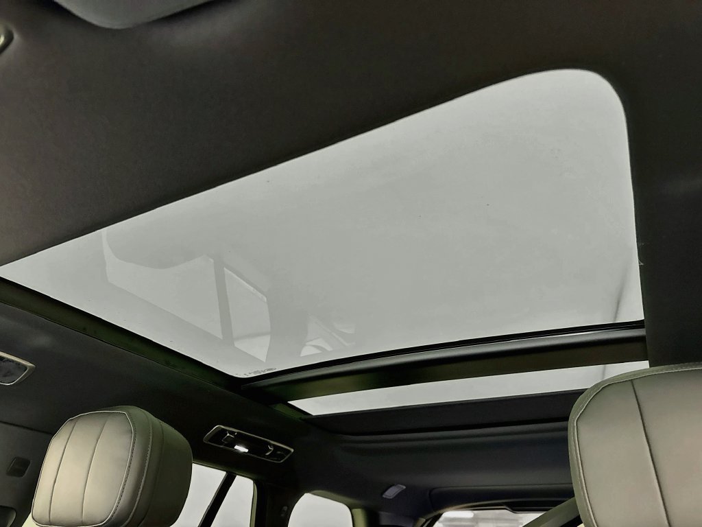 New 2027 Land Rover Range Rover SE AWD/4WD image 22