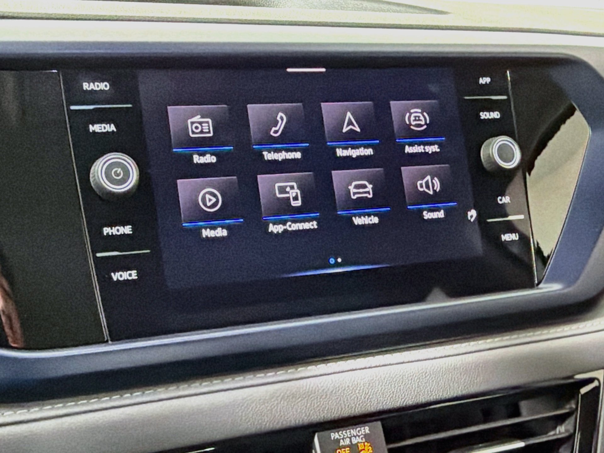 Certified 2023 Volkswagen Taos SE w/ Panoramic Sunroof Package FWD image 14